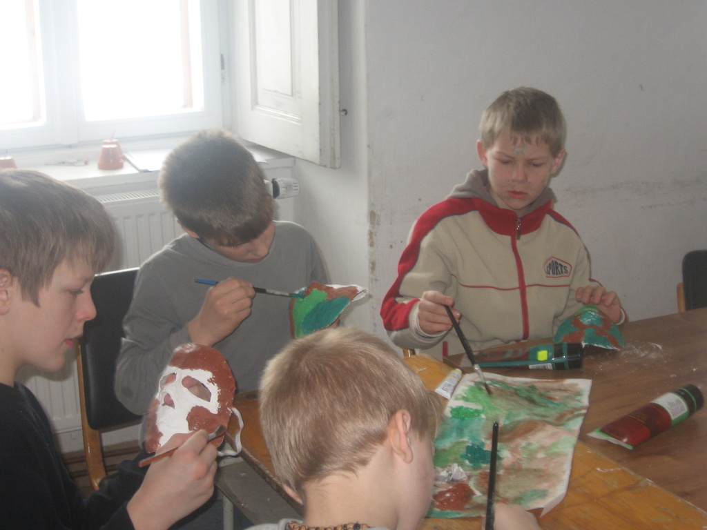 51_-_Spravne_maskovani_vojaci.jpg
